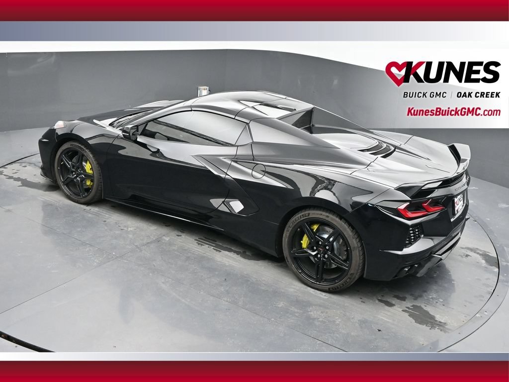 Used 2020 Chevrolet Corvette Stingray Preferred Conv w/ 2LT Preferred Equipment Group RWD image 40