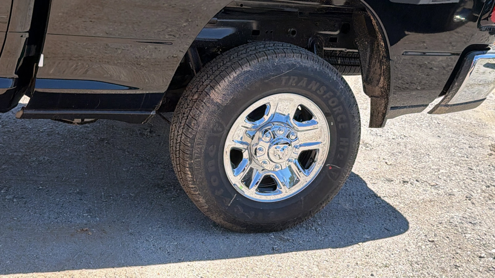 New 2026 RAM 2500 Tradesman AWD/4WD image 12