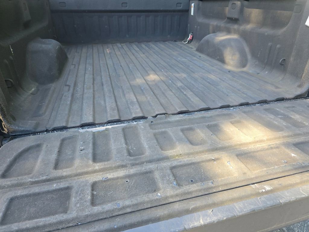Used 2014 Chevrolet Silverado 1500 LTZ AWD/4WD image 16