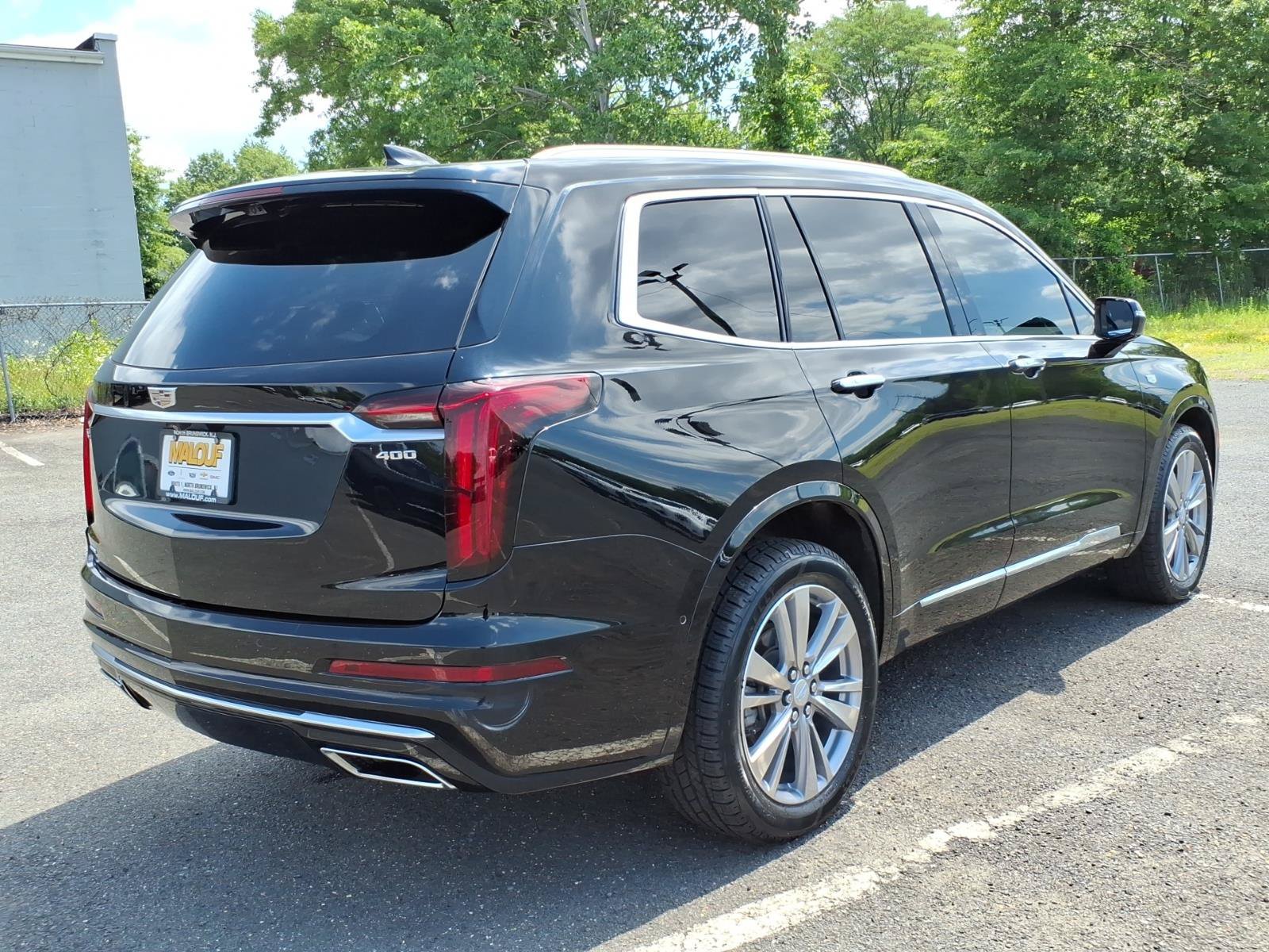 Certified 2023 Cadillac XT6 Premium Luxury w/ Technology Package AWD/4WD image 6