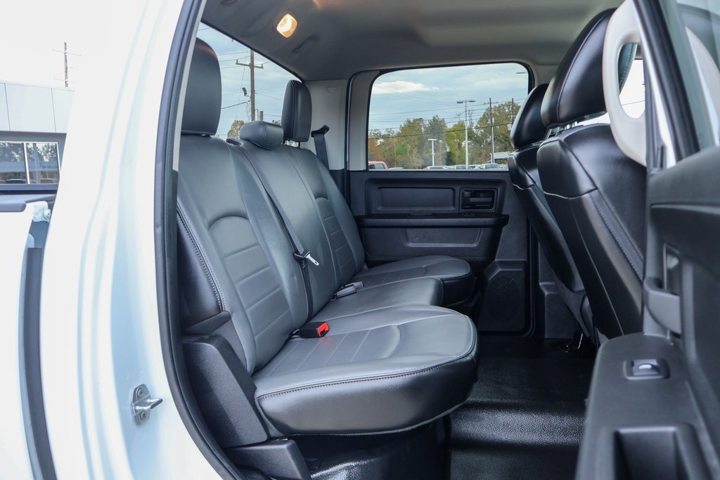 Used 2022 RAM 1500 Tradesman w/ Chrome Appearance Group image 10