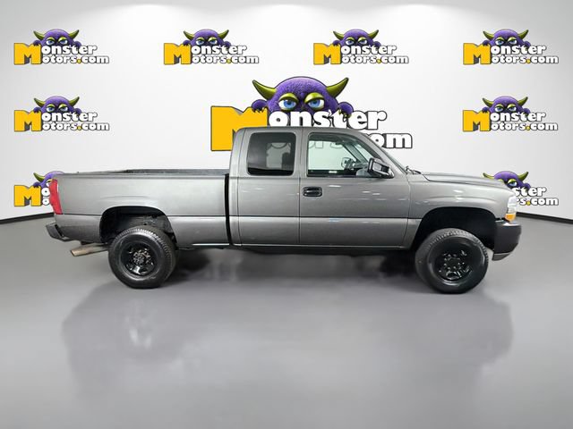Used 2001 Chevrolet Silverado 2500 LS w/ Snow Plow Prep Pkg AWD/4WD image 4