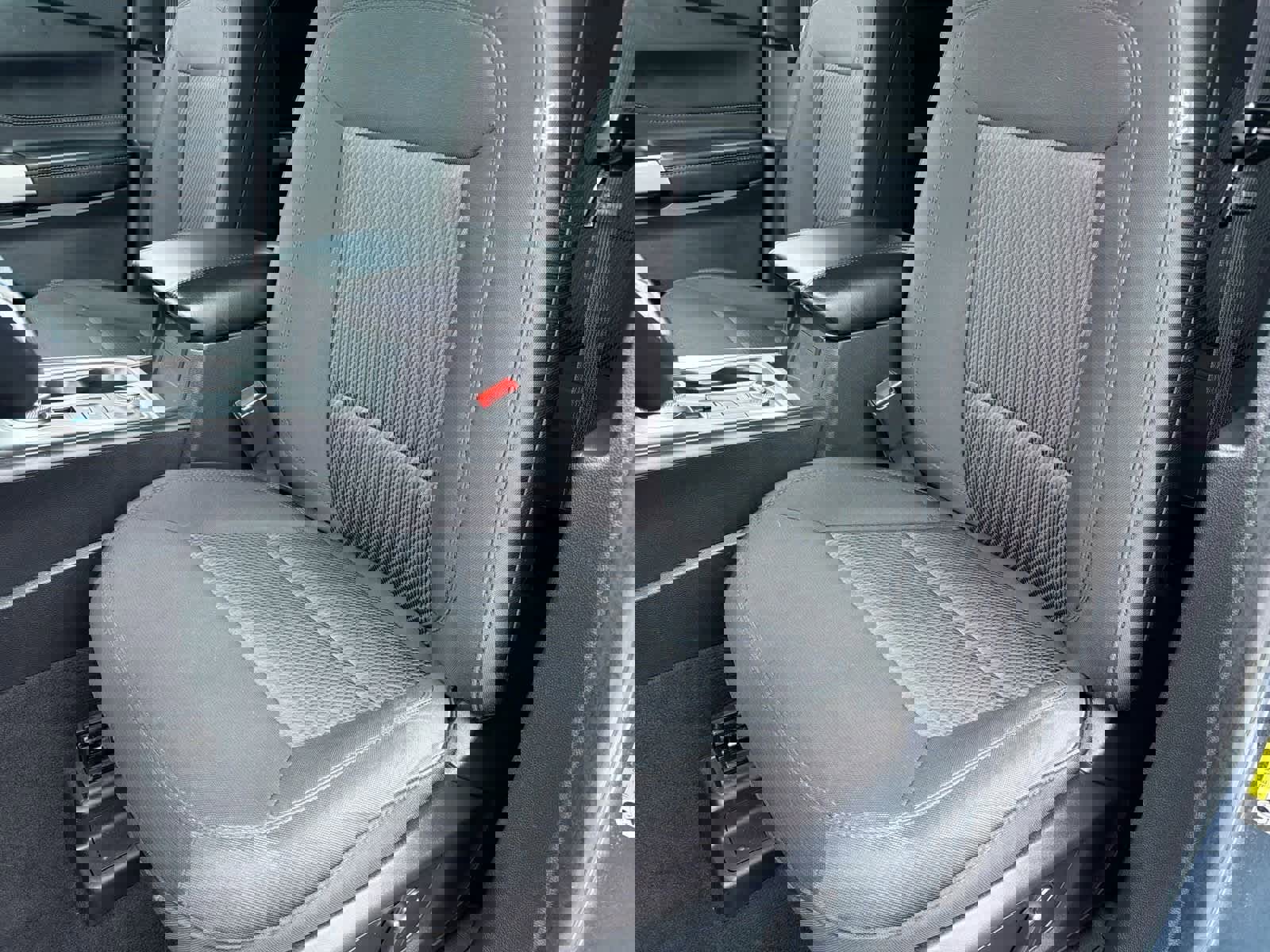 Certified 2022 Ford Explorer XLT image 17