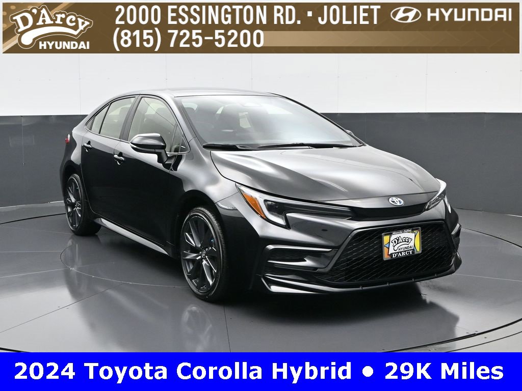 Used 2024 Toyota Corolla Hybrid Sedan image 3