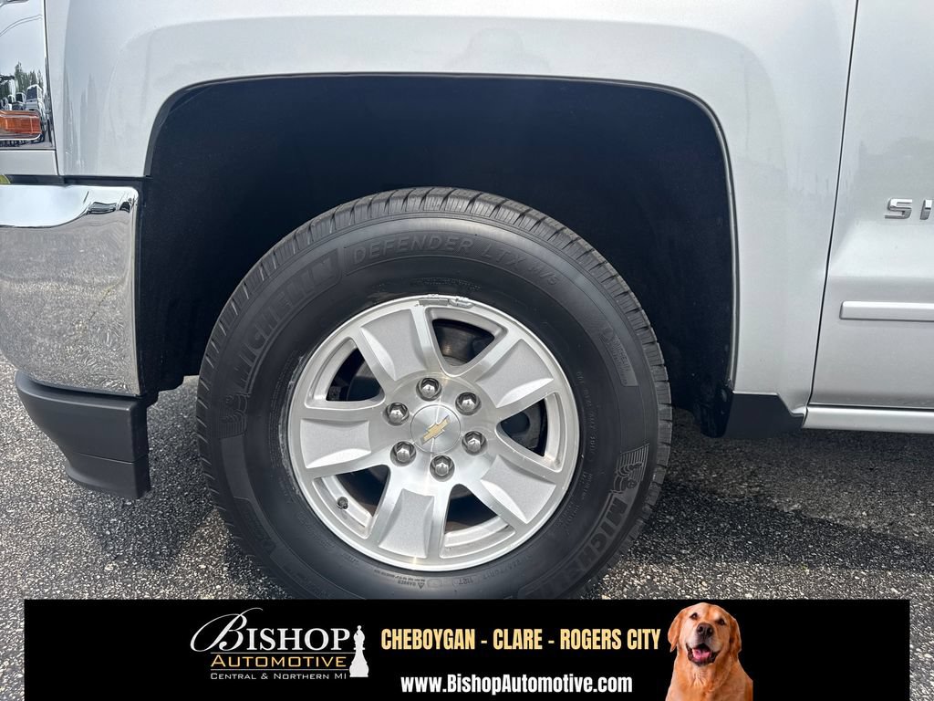 Used 2019 Chevrolet Silverado 1500 LT AWD/4WD image 17