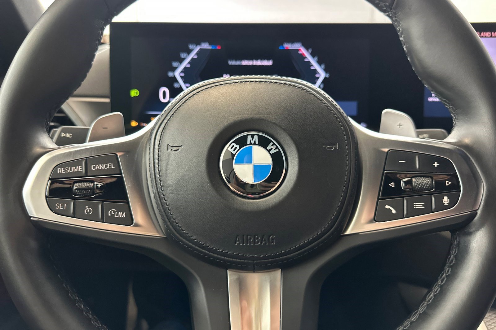 Used 2024 BMW 430i Convertible w/ M Sport Package RWD image 15