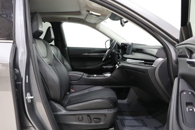 Used 2023 INFINITI QX60 Sensory AWD/4WD image 37