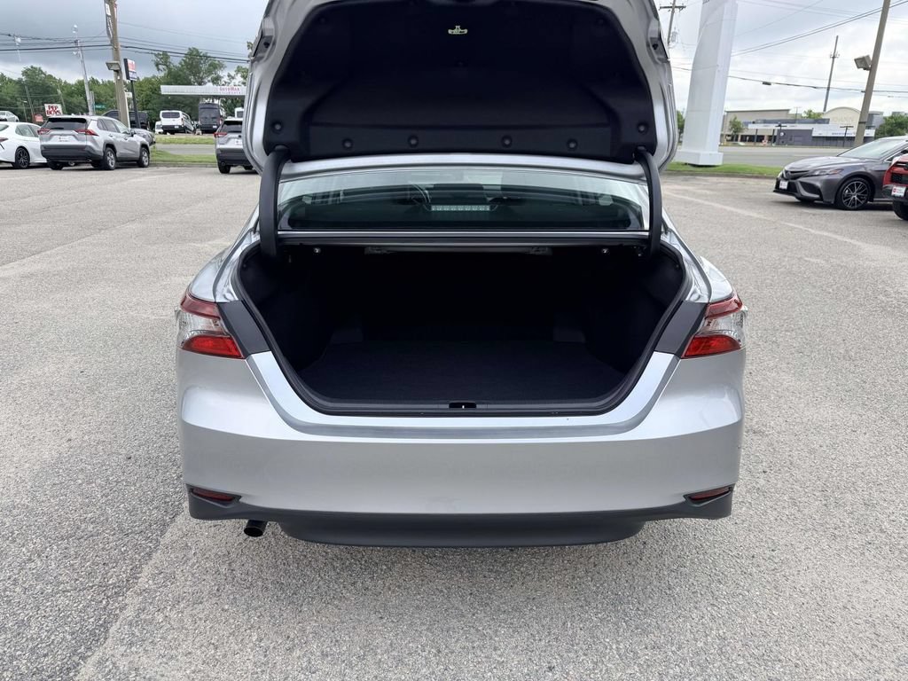 Certified 2022 Toyota Camry LE FWD image 15
