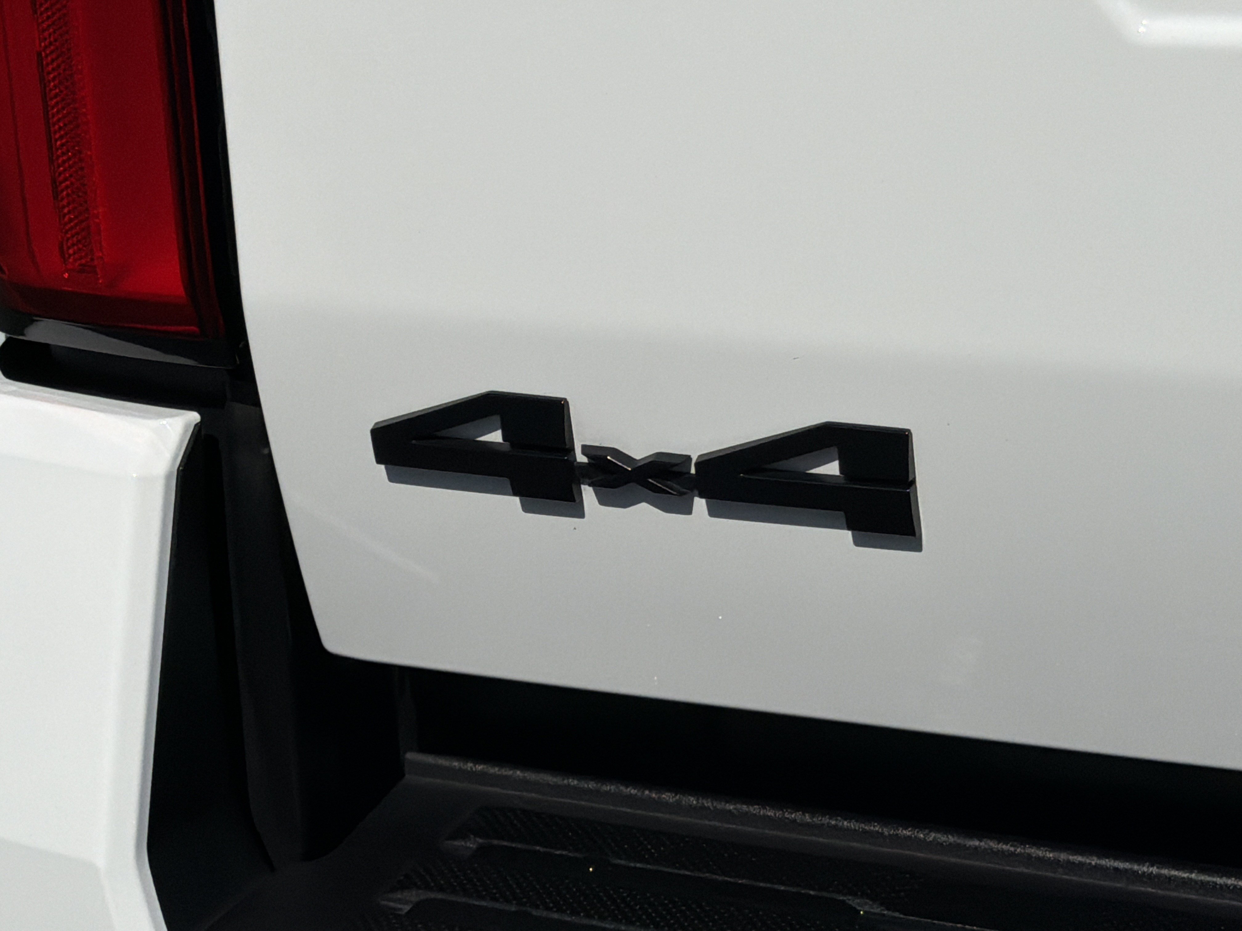 Used 2024 Toyota Tacoma TRD Sport w/ TRD Sport Premium Package AWD/4WD image 29