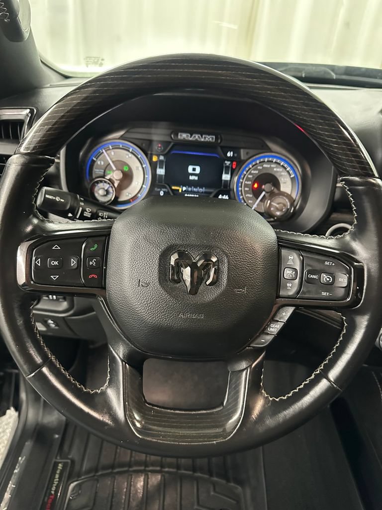 Used 2022 RAM 1500 Limited AWD/4WD image 15