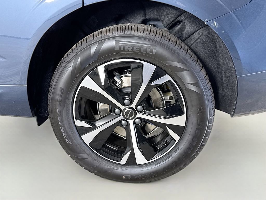 New 2026 Volvo XC60 B5 Core image 31