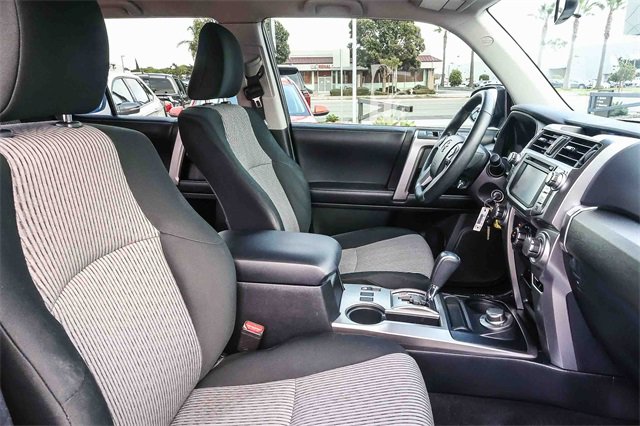 Used 2018 Toyota 4Runner SR5 image 17