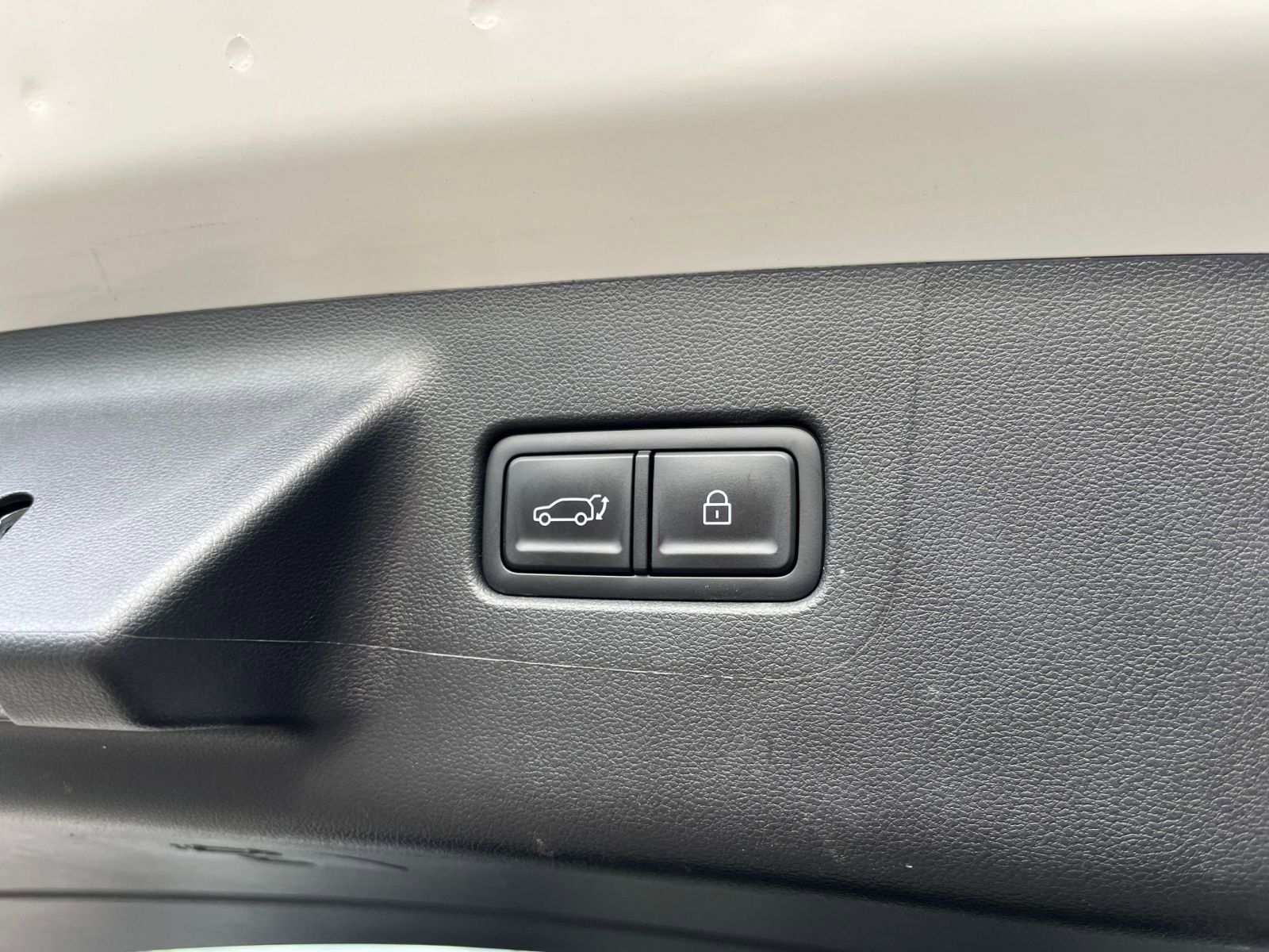 Used 2025 Hyundai Santa Fe SEL image 25