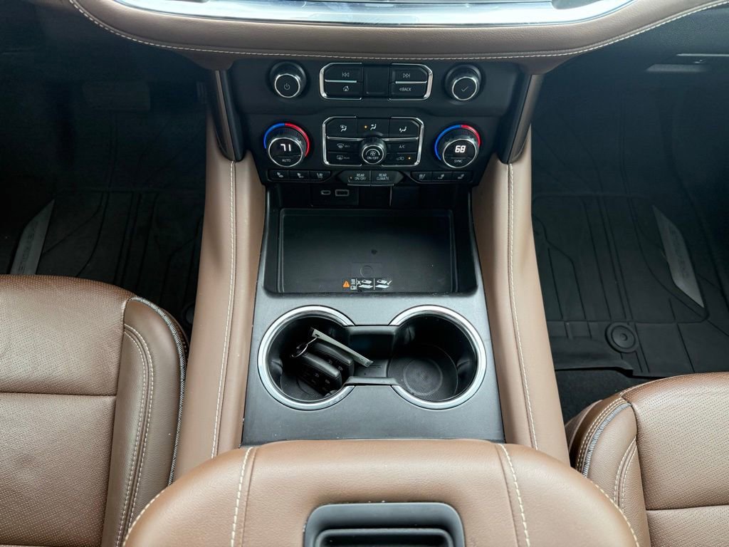 Used 2023 Chevrolet Tahoe High Country w/ Premium Package AWD/4WD image 4