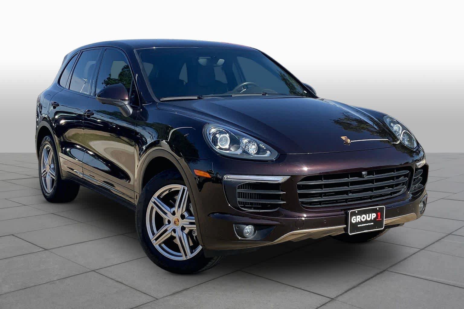 Used 2018 Porsche Cayenne S AWD/4WD image 2