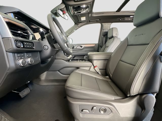 New 2026 GMC Yukon XL Denali w/ Sun & Power Step Package AWD/4WD image 15