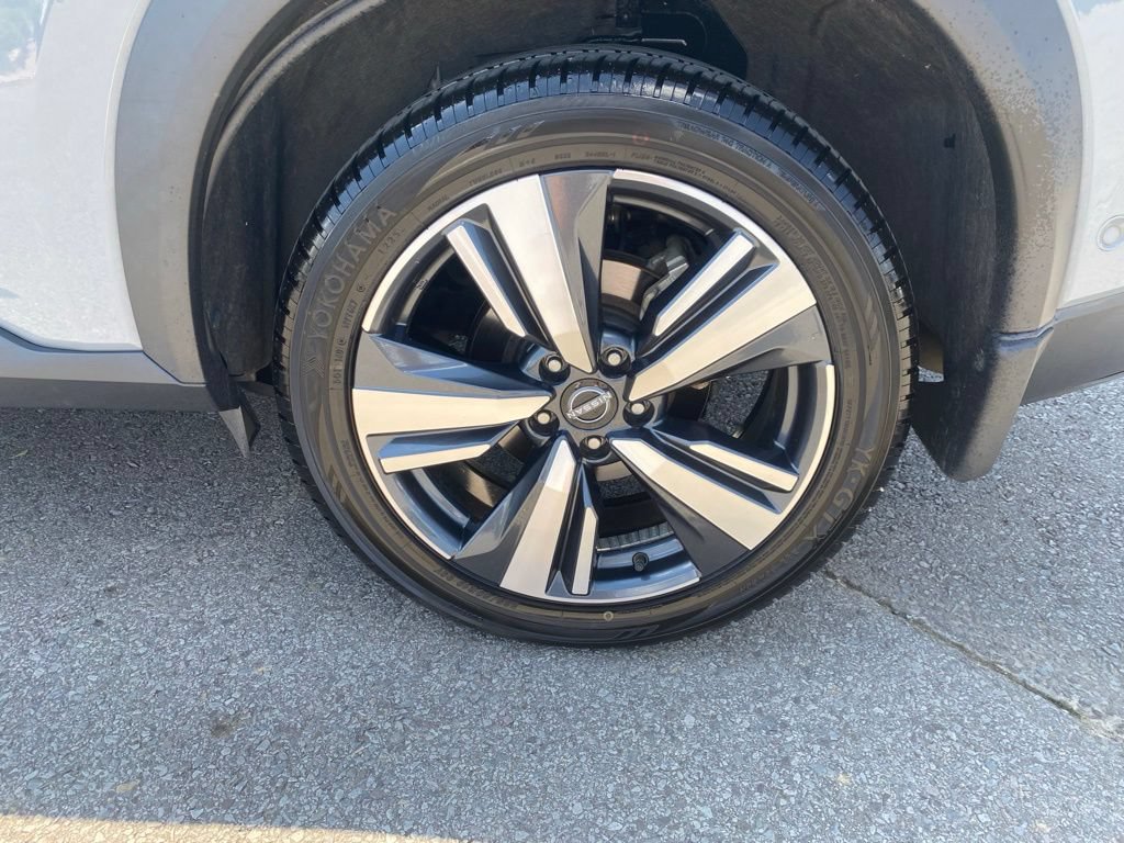 Used 2022 Nissan Rogue SL w/ SL Premium Package FWD image 13