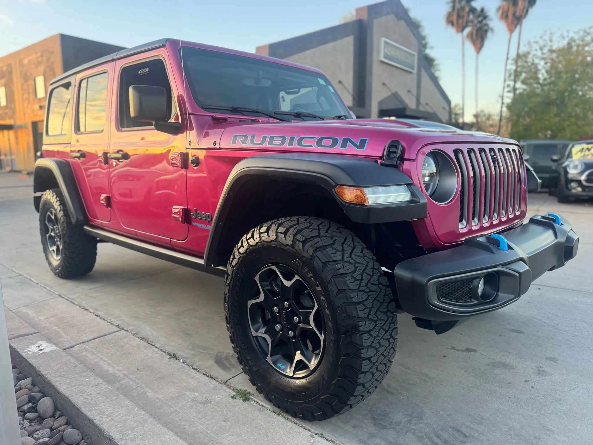 Used 2022 Jeep Wrangler Unlimited Rubicon 4xe w/ Safety Group image 5