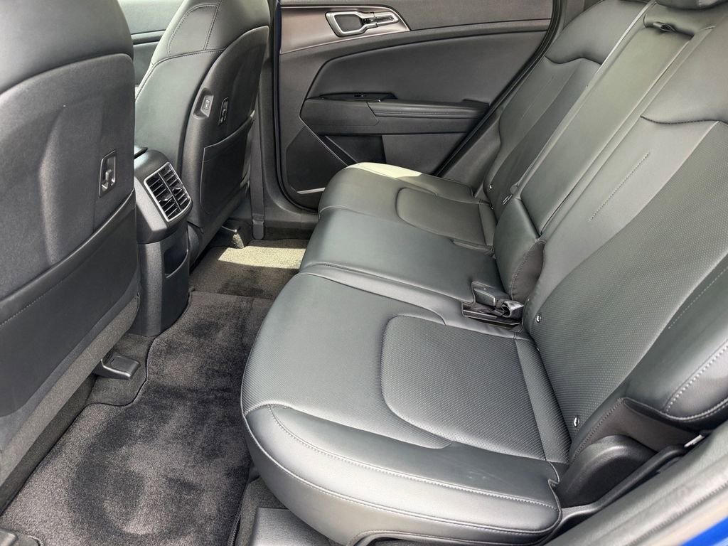 Used 2023 Kia Sportage EX FWD image 13