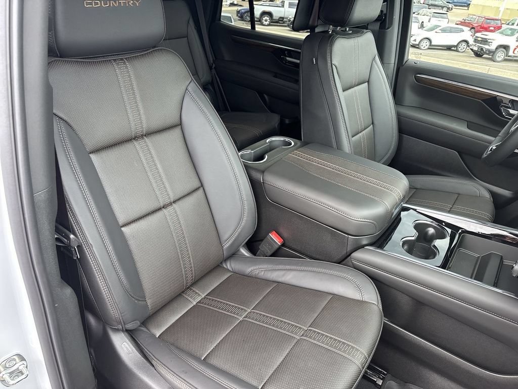 New 2026 Chevrolet Tahoe High Country AWD/4WD image 29