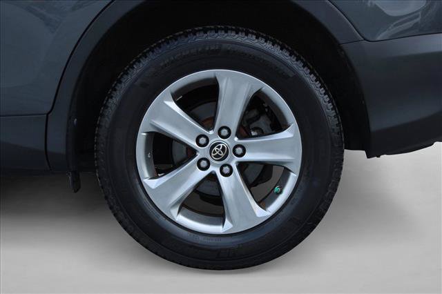 Used 2015 Toyota RAV4 XLE AWD/4WD image 14