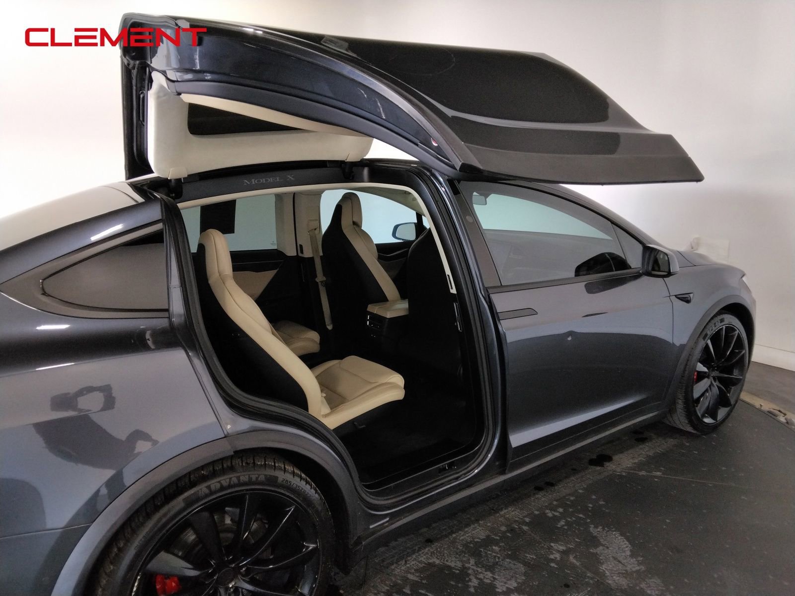 Used 2017 Tesla Model X P100D image 33