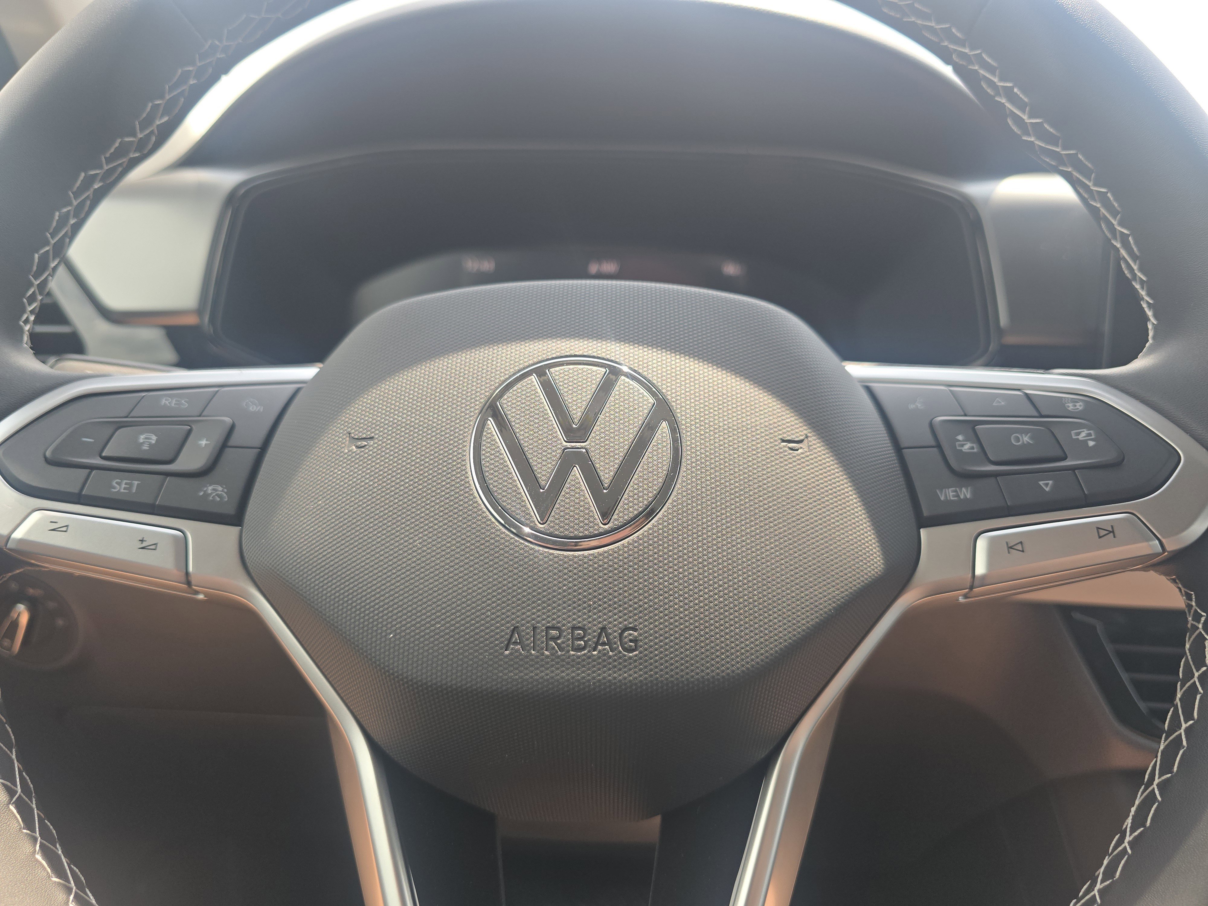 New 2025 Volkswagen Taos S image 25