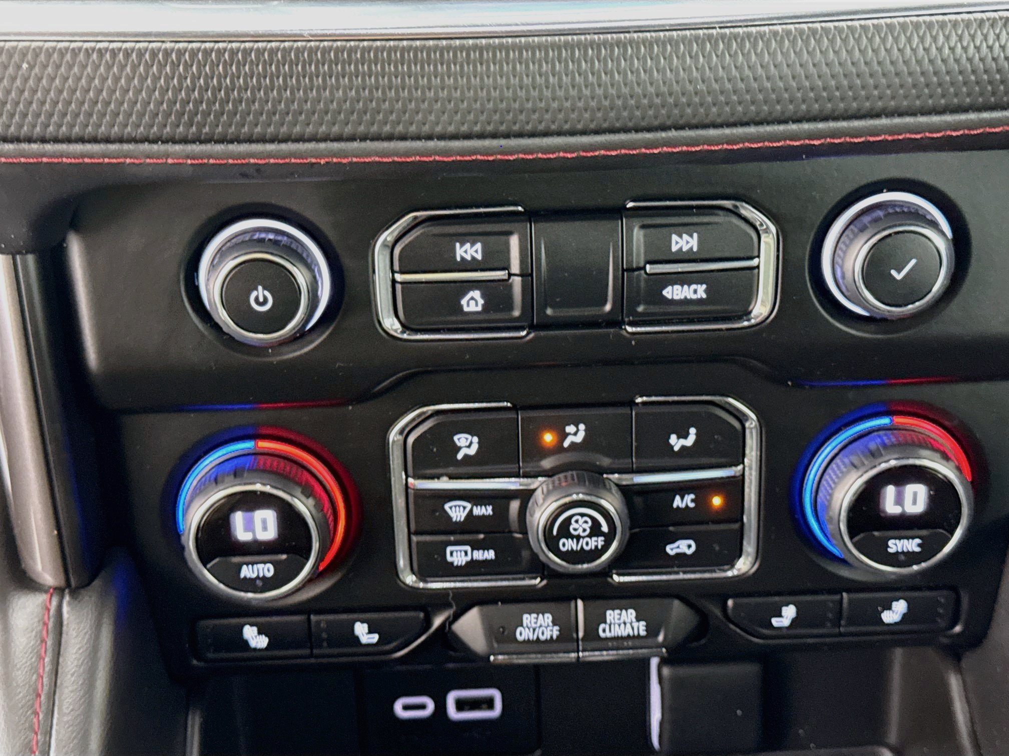 Used 2023 Chevrolet Tahoe RST RWD image 18