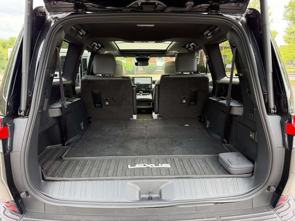 Used 2024 Lexus GX 550 AWD/4WD image 30