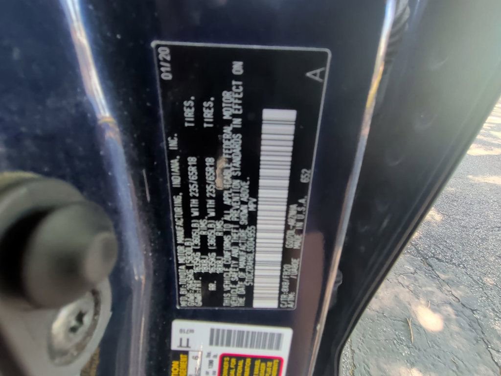 Used 2020 Toyota Highlander L FWD image 24
