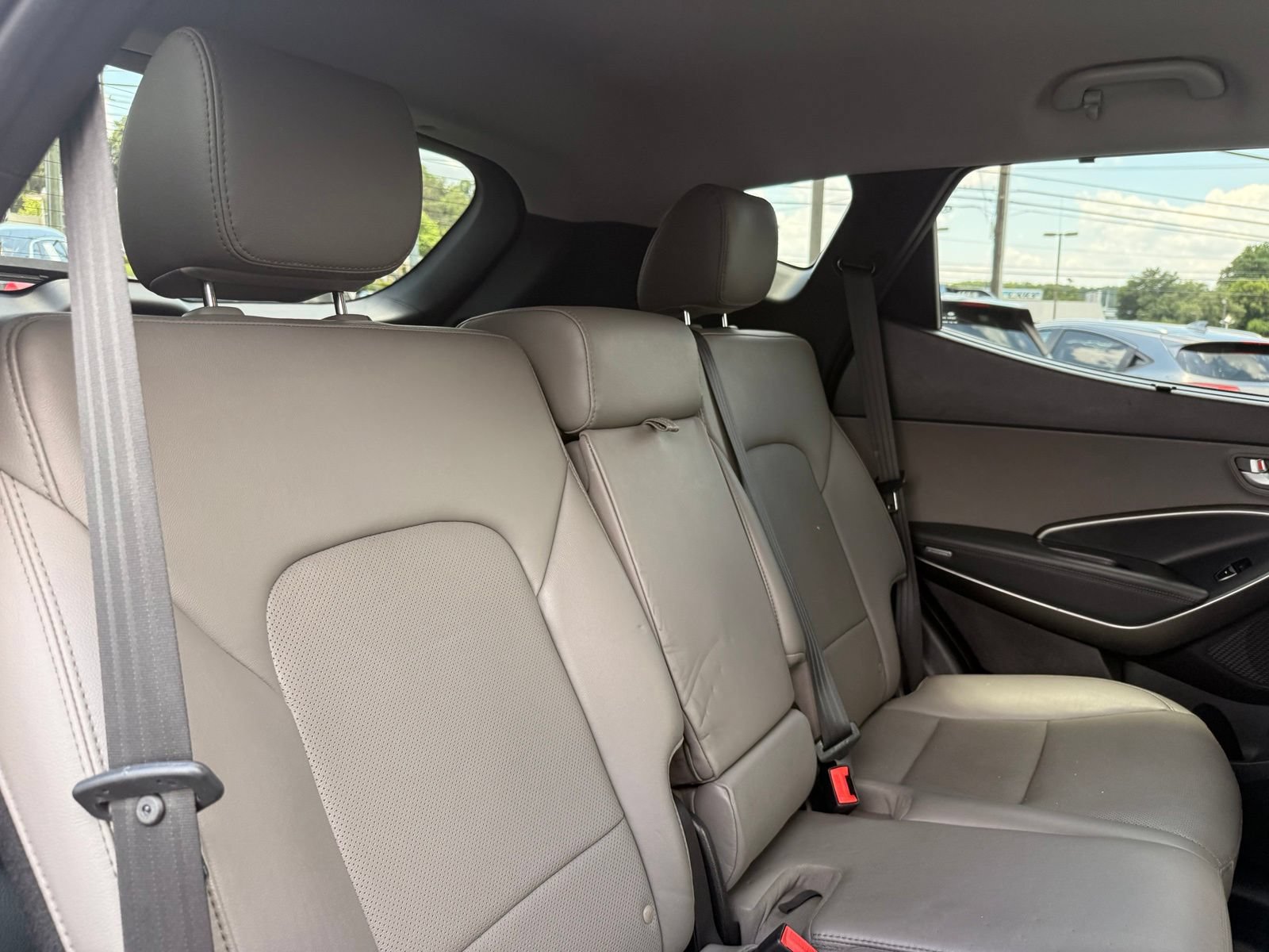 Used 2017 Hyundai Santa Fe Sport FWD image 29