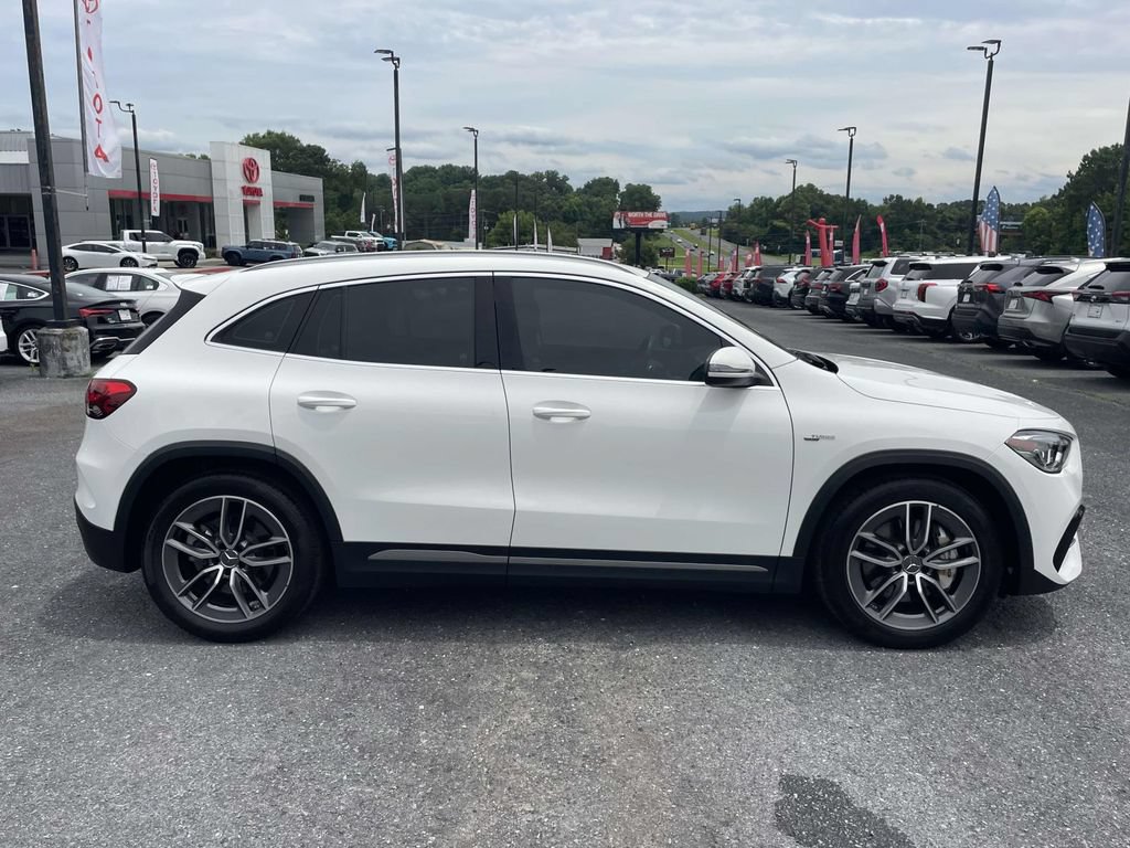 Used 2022 Mercedes-Benz GLA 35 AMG 4MATIC image 2