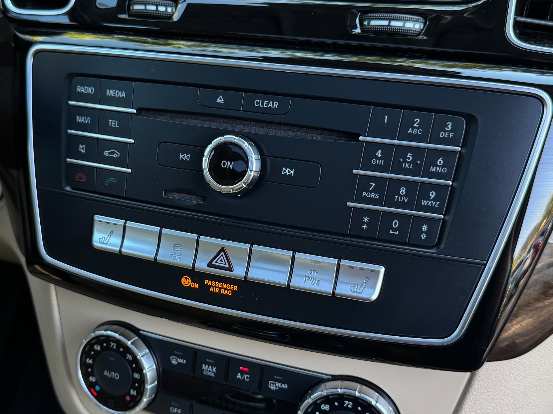 Used 2018 Mercedes-Benz GLE 350 4MATIC image 35