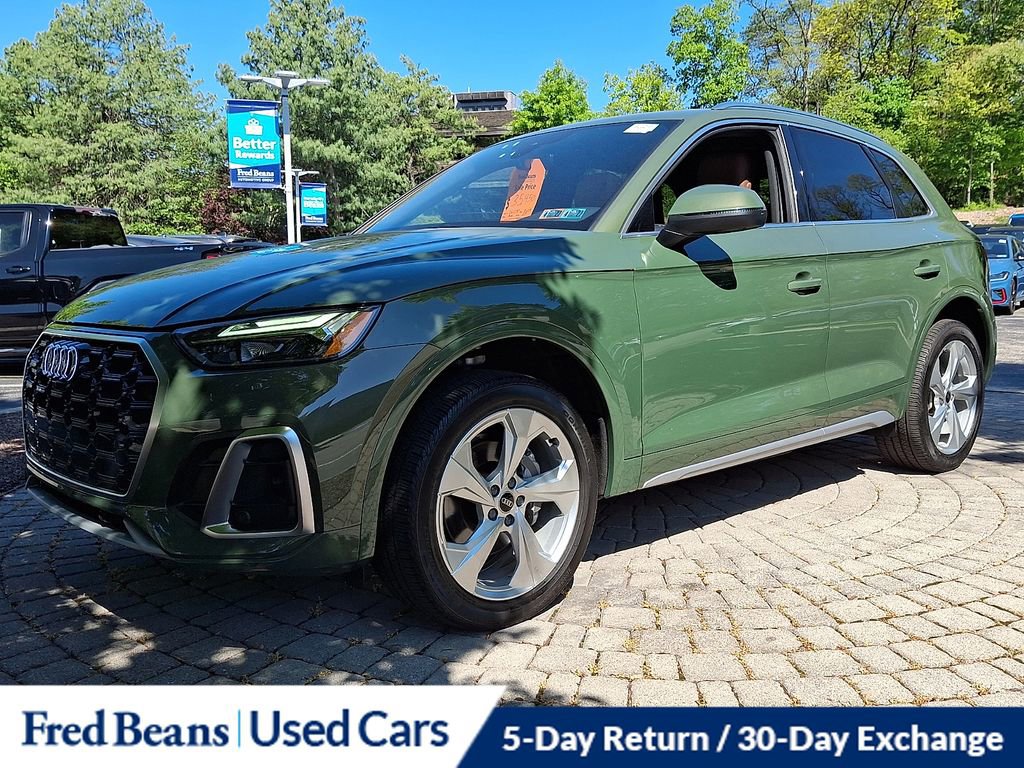 Used 2023 Audi Q5 2.0T Premium Plus w/ Premium Plus Package AWD/4WD image 3