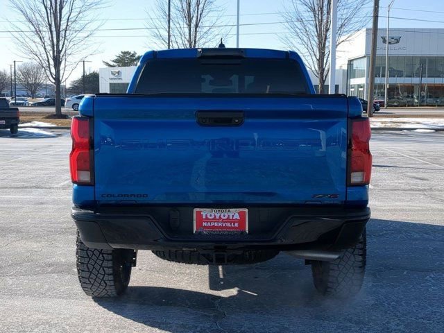 Used 2023 Chevrolet Colorado ZR2 image 6