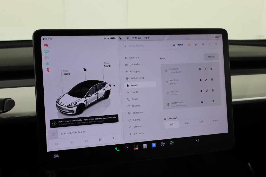 Used 2023 Tesla Model 3 Performance AWD/4WD image 32