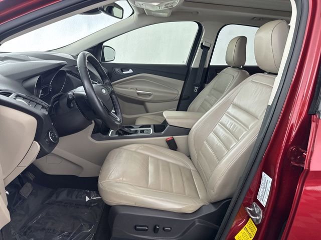 Used 2019 Ford Escape Titanium image 21