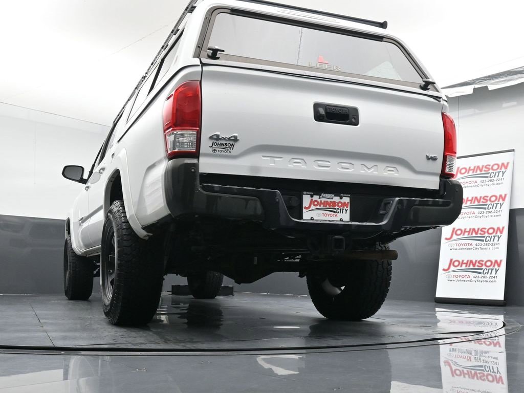 Used 2017 Toyota Tacoma SR5 w/ Tow Package image 36
