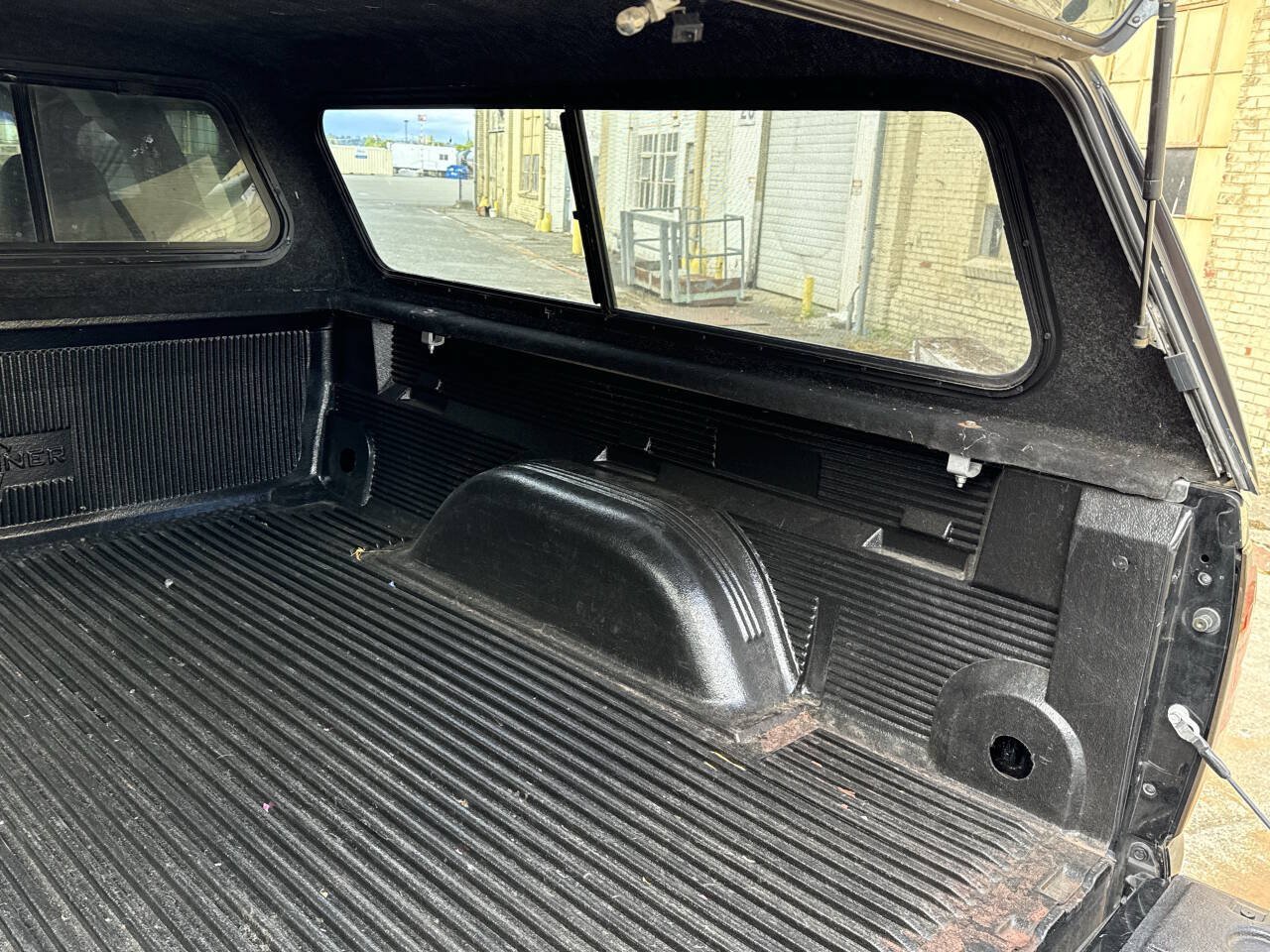 Used 2003 Chevrolet Silverado 1500 SS AWD/4WD image 30