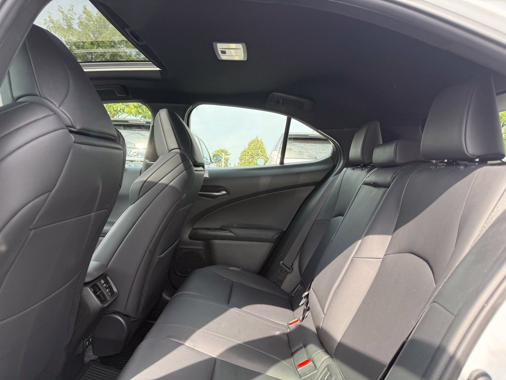 Used 2019 Lexus UX 250h F Sport w/ F Sport Premium Package AWD/4WD image 15