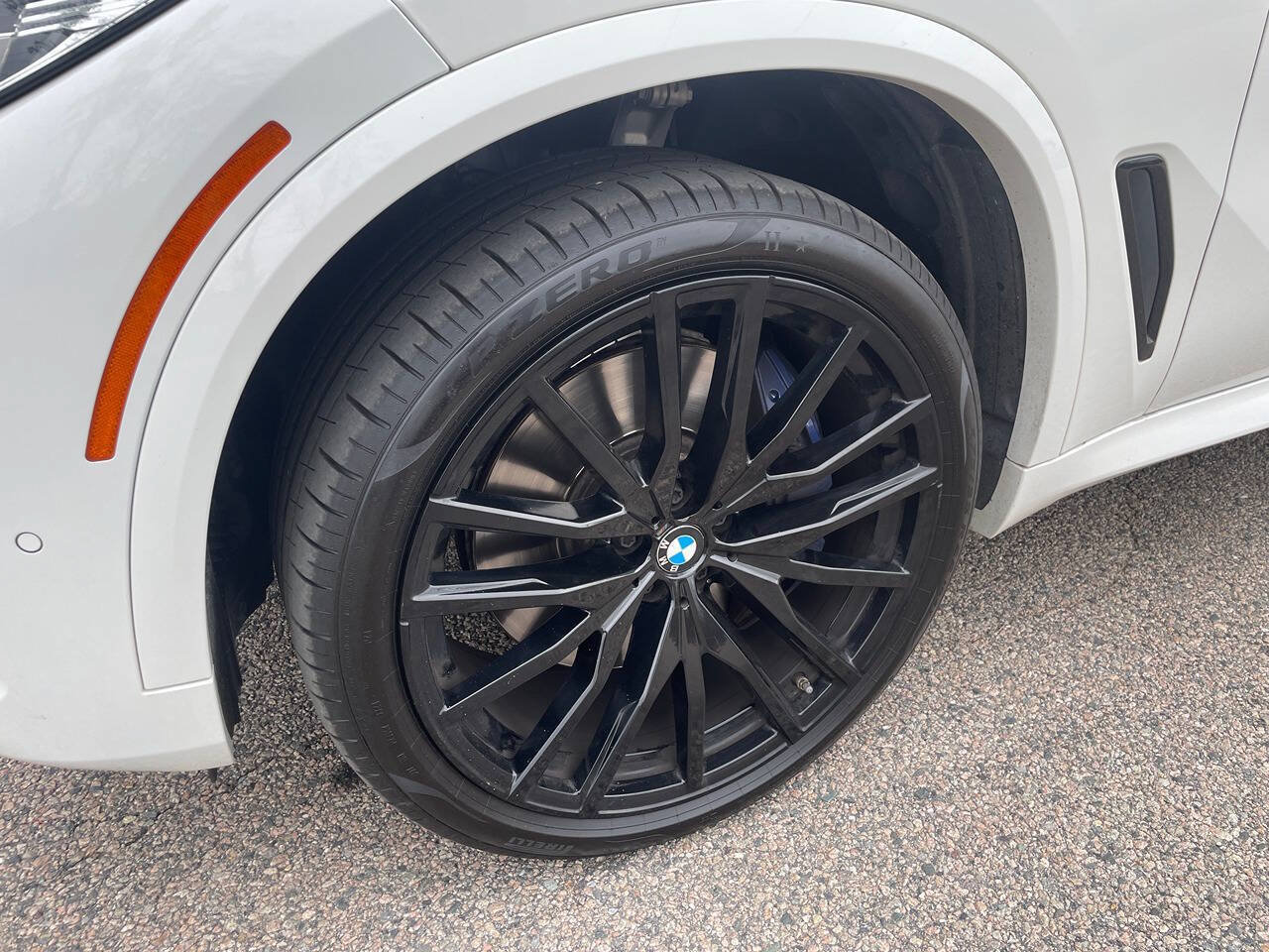 Used 2020 BMW X5 xDrive40i w/ M Sport Package AWD/4WD image 10