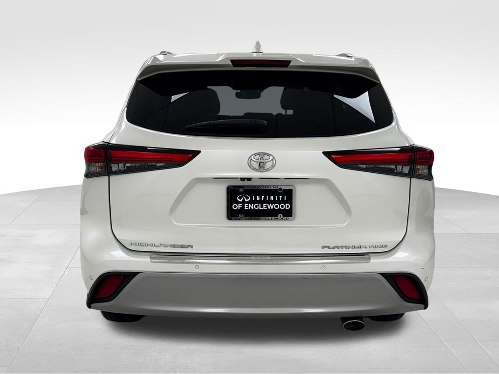 Used 2020 Toyota Highlander Platinum image 6