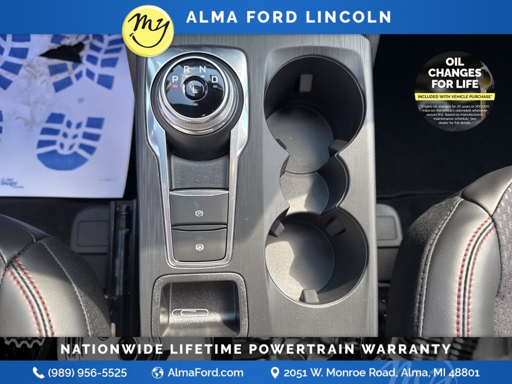 New 2025 Ford Escape ST-Line w/ Tech Pack #1 image 31