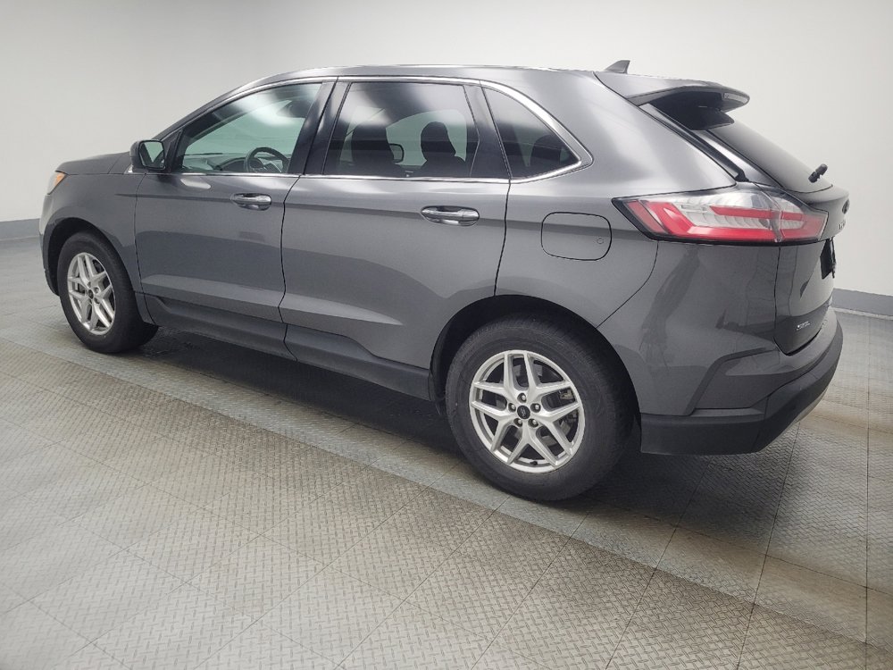 Used 2023 Ford Edge SEL image 3
