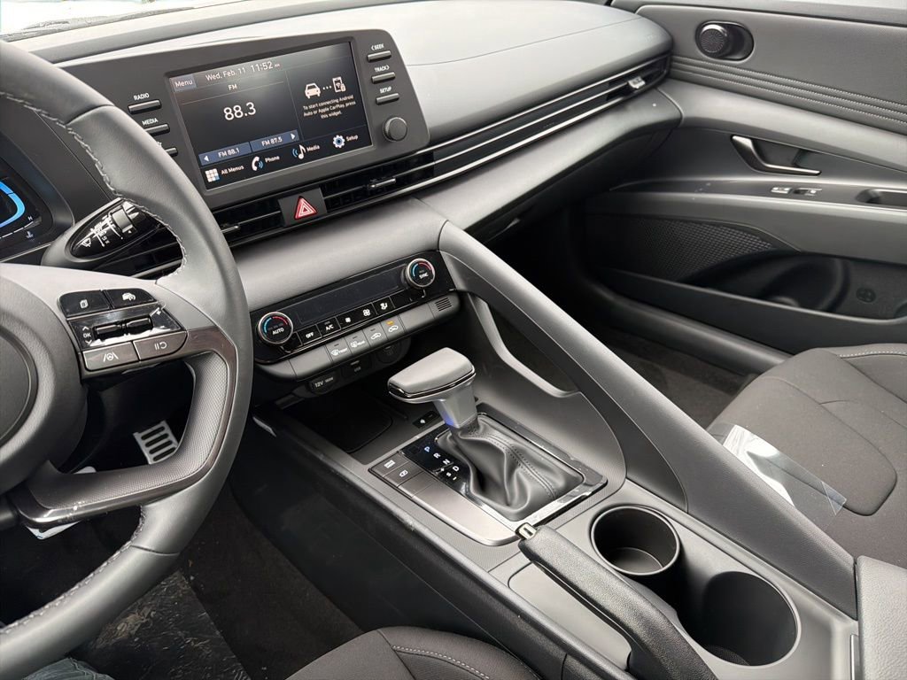 New 2026 Hyundai Elantra Sport FWD image 26