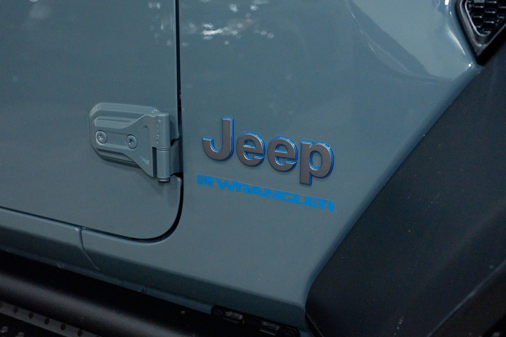 Used 2024 Jeep Wrangler Unlimited Rubicon 4xe w/ Convenience Group image 14