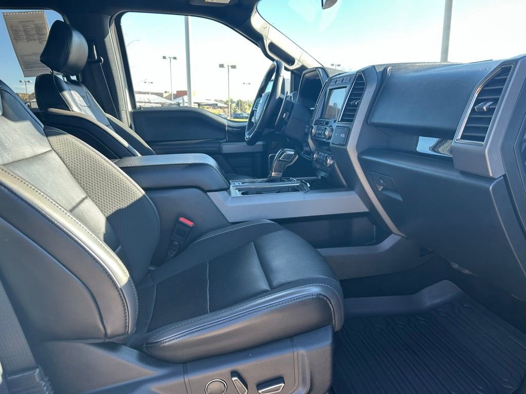 Used 2019 Ford F150 Raptor w/ Equipment Group 802A Luxury AWD/4WD image 31