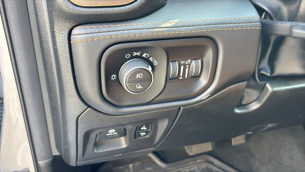 Used 2022 RAM 1500 Limited AWD/4WD image 13