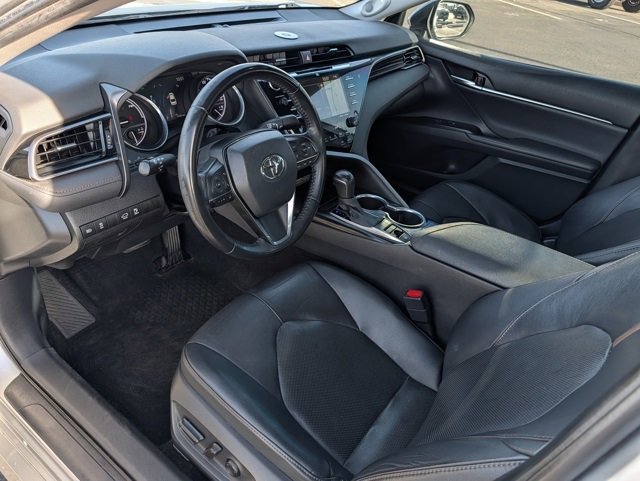 Used 2020 Toyota Camry XLE image 9