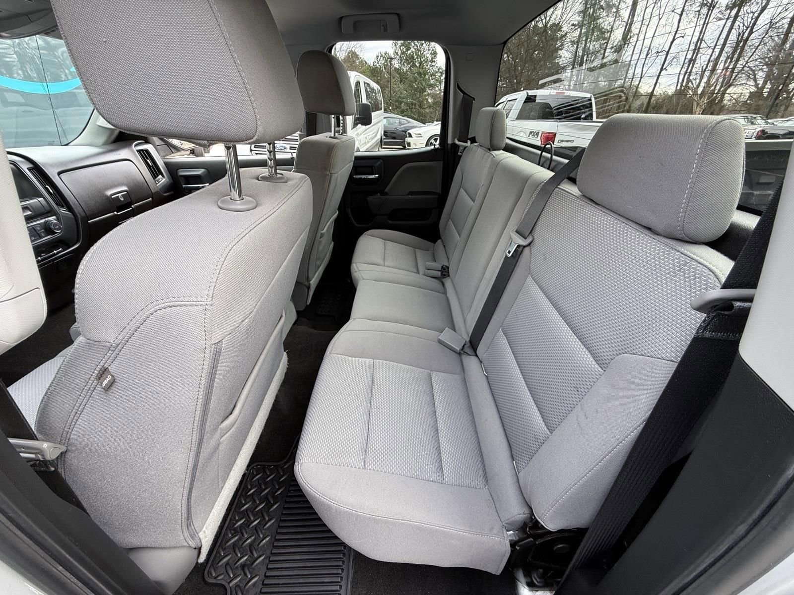 Used 2018 Chevrolet Silverado 1500 Custom w/ Custom Convenience Package RWD image 26